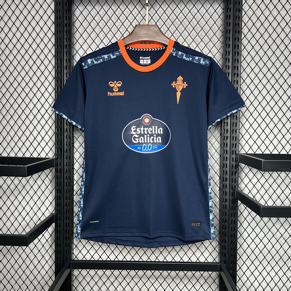 Camisola alternativa 24-25 do Celta de Vigo