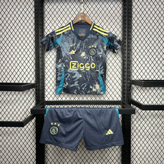 Ajax 24-25 Away Kit