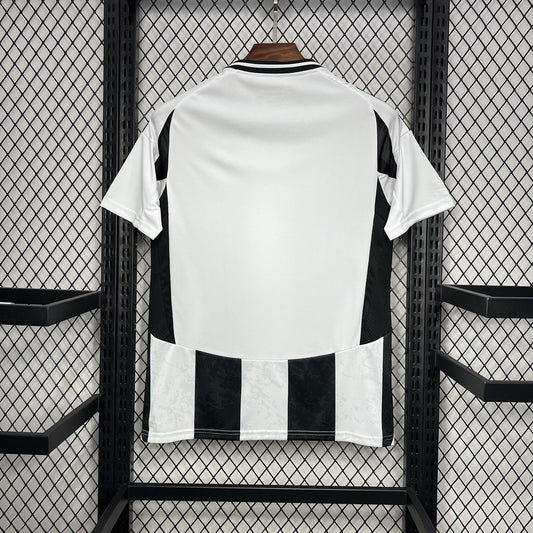 Camiseta local de la Juventus 24-25 