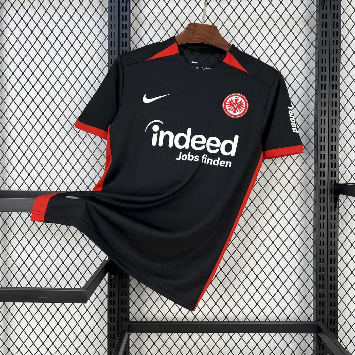 Eintracht Frankfurt 24-25 Away Jersey