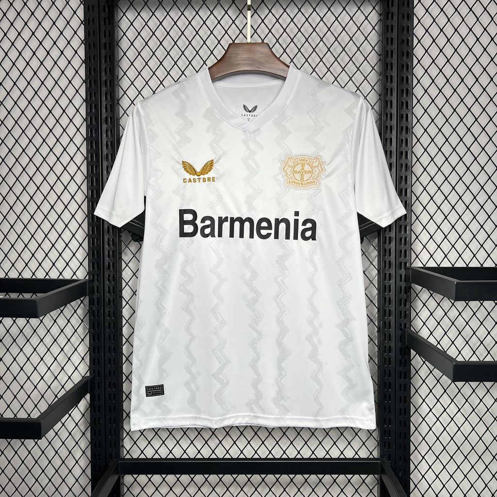 Camisa fora de casa 24-25 do Bayer Leverkusen