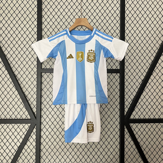 Camiseta local de Argentina 24-25 