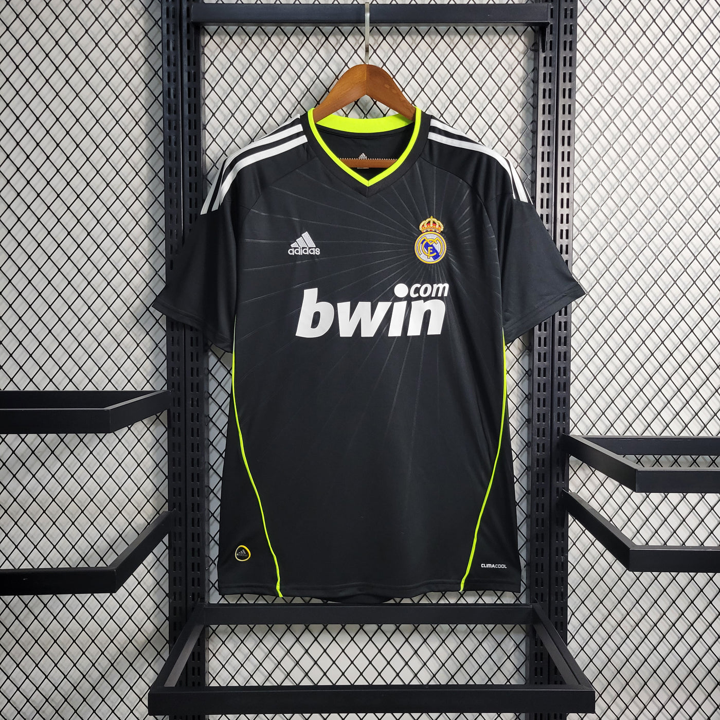 Real Madrid 10-11 Away Retro Jersey