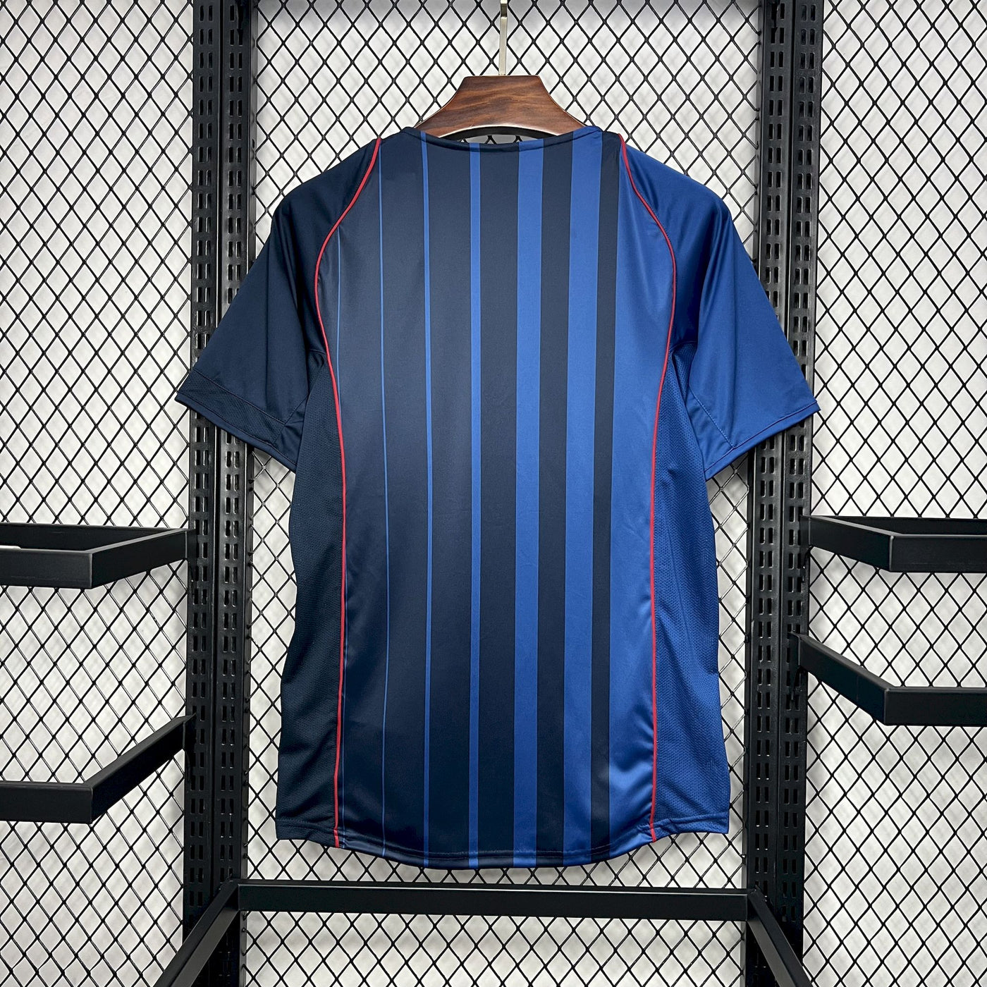 FC Barcelona 04-05 Away Retro Jersey