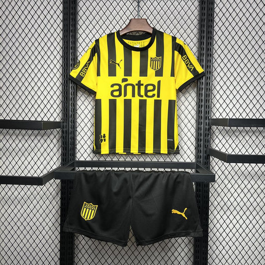 Peñarol 2024 Home Kit