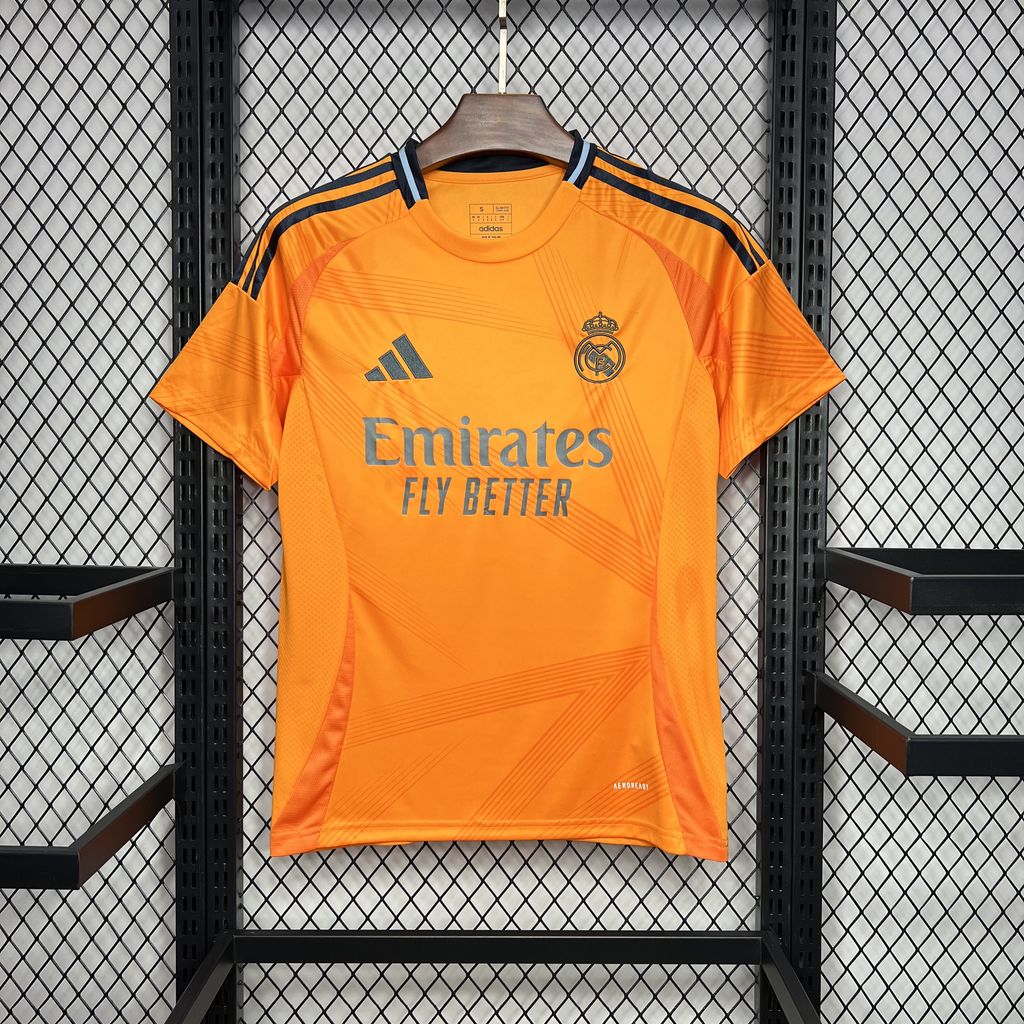 Camiseta visitante del Real Madrid 24-25 