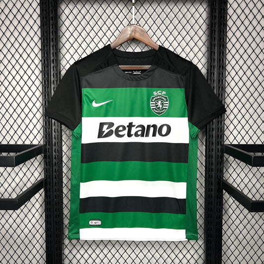 Camiseta de local del Sporting CP 24-25 