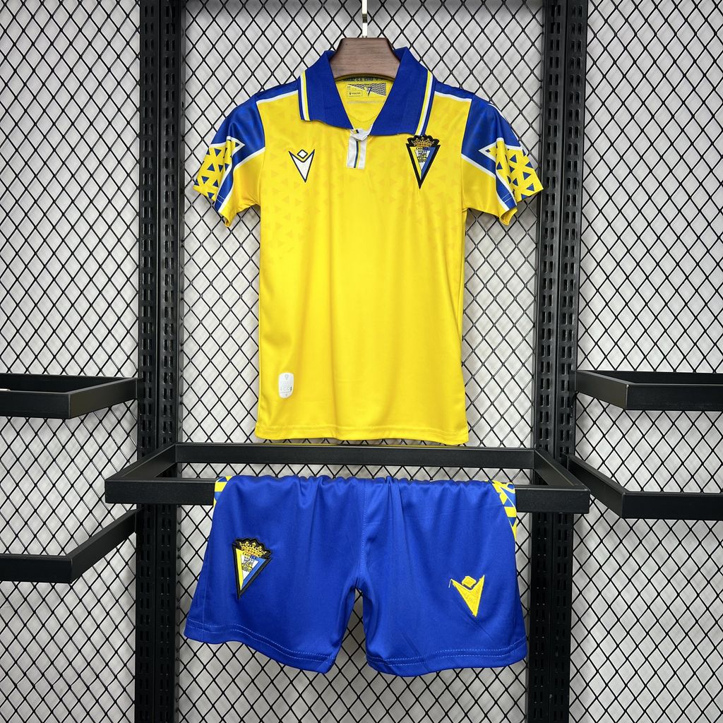 Camiseta de local del Cádiz CF 24-25 