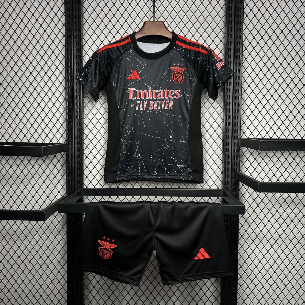 SL Benfica 24-25 Away Kit