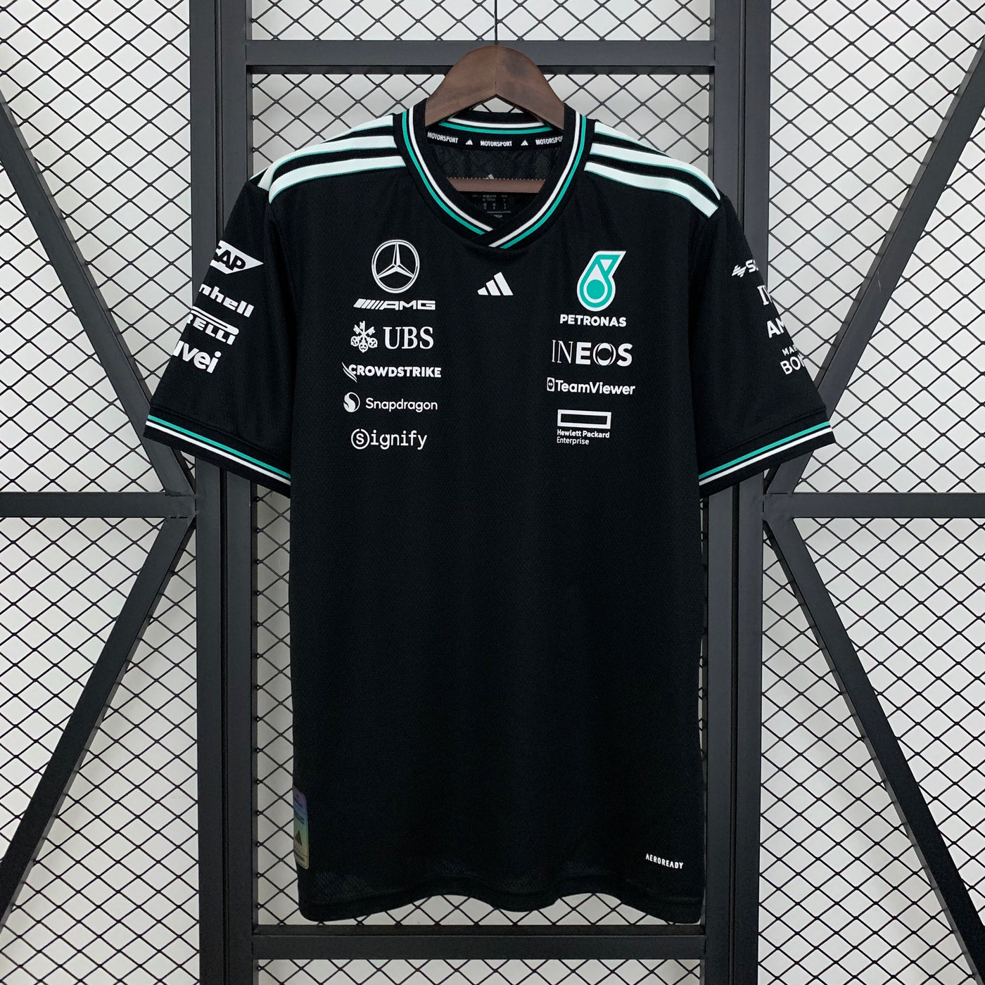 Mercedes AMG Petronas F1 2025 Team Driver T-Shirt - Black