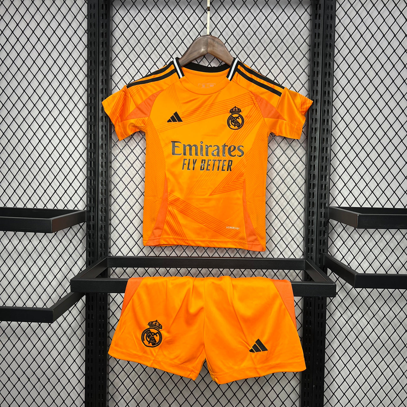 Real Madrid 24/25 (Away Kit)