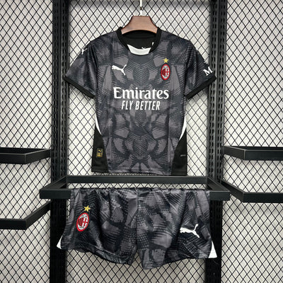 AC Milan 24-25 (Black Goalkeeper Kit)