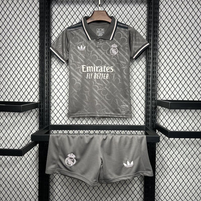 Real Madrid 24/25 (Third Kit)