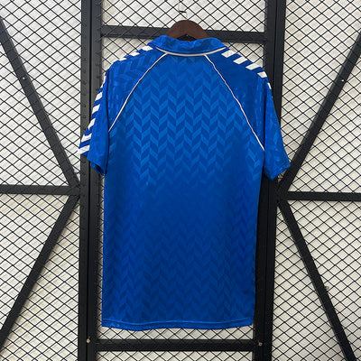 Real Madrid 86/87 (Away Retro Jersey)