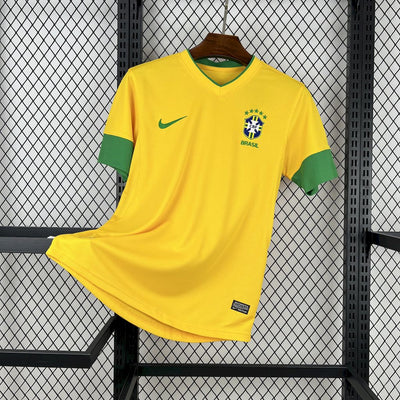 Camisa retrô titular do Brasil 2012/13